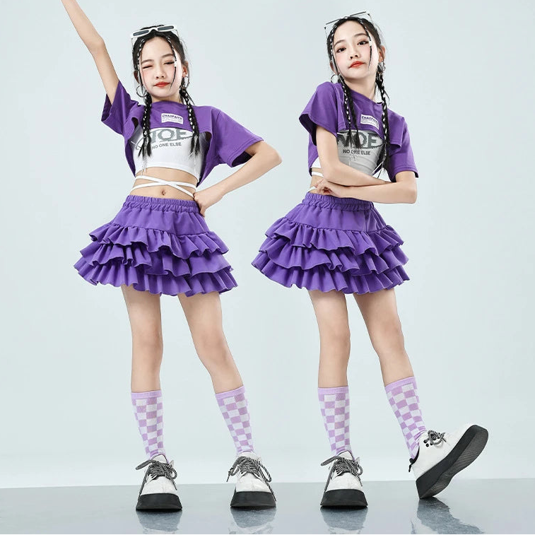 K-Pop Dans Kostümü Etek ve Crop Tişört Takımı