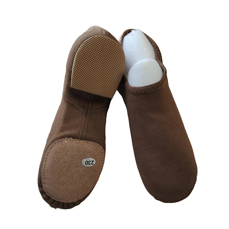 Süet Modern Dans Ayakkabısı – Kaymaz Tabanlı Esnek Dans ve Performans Ayakkabısı