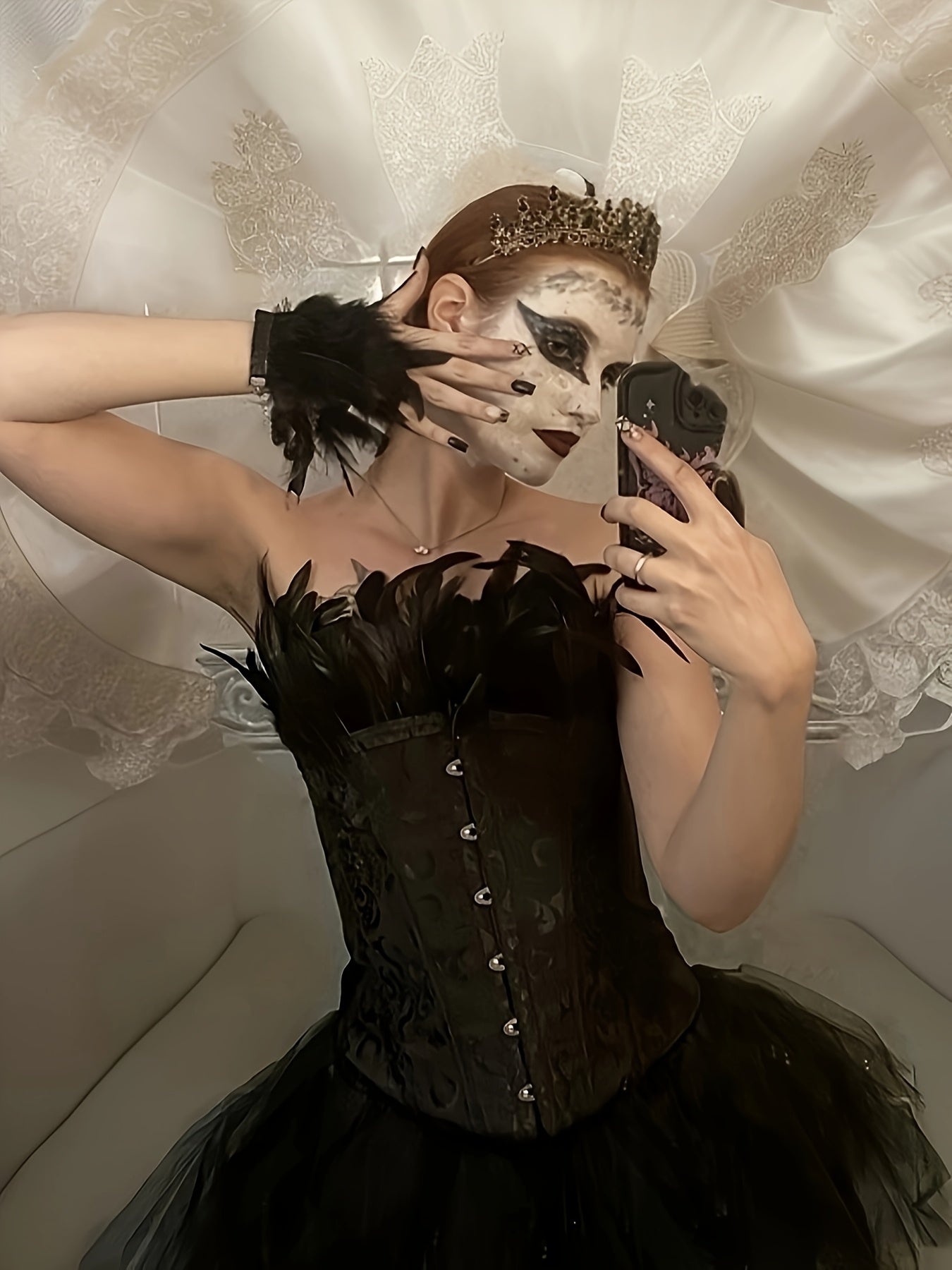 beyaz kuğu kostümü & siyah kuğu kostümü kadın gotik tarz tüy detaylı korseli tül etek seti ✨ Yeni Sezon – White Swan Edition