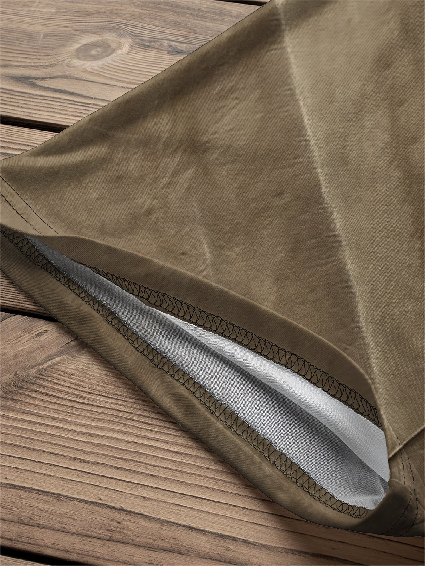 “Bohem Bluz Asimetrik Kedili Patchwork Tasarım – Özgün Boho Stil ile Fark Yarat! ✨ Şimdi Keşfet